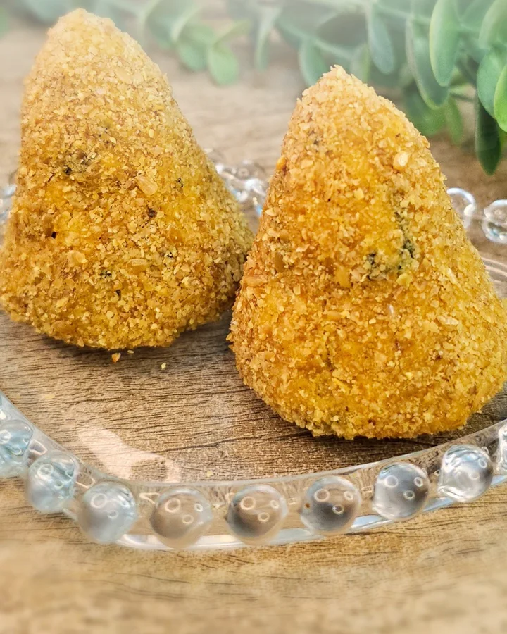 Coxinha da Célia Bakery, imagem oficial da marca
